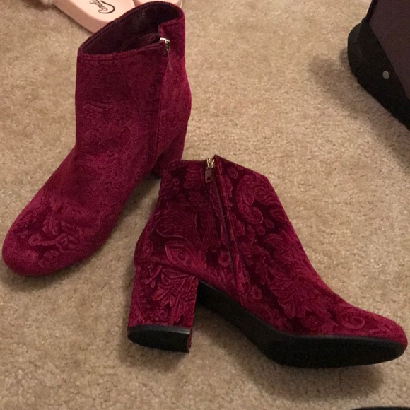 Shoes - Women’s Boots